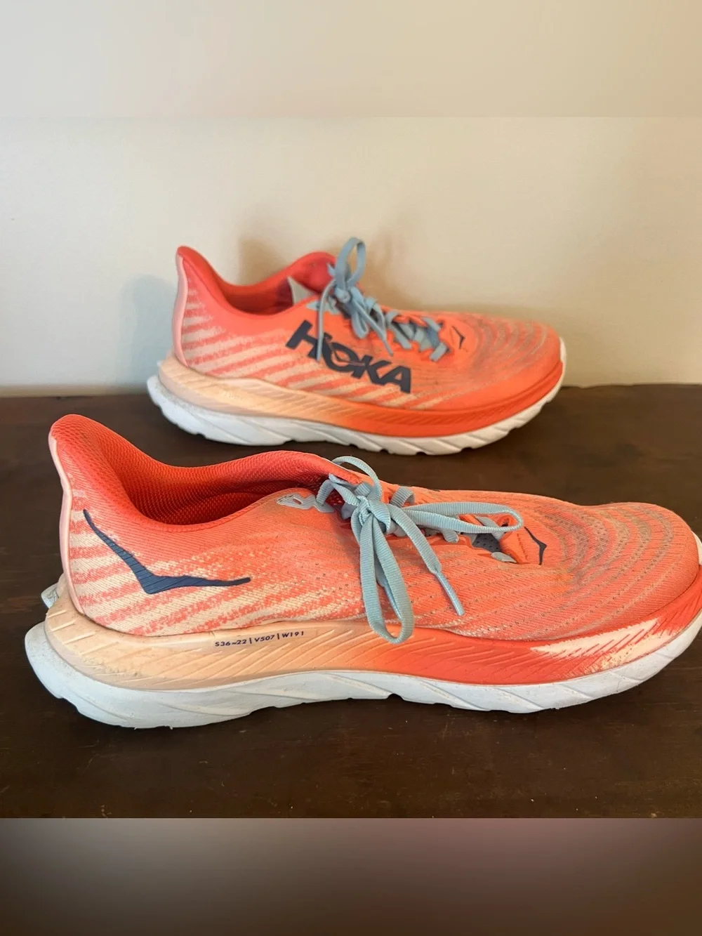 Hoka lightly worn
